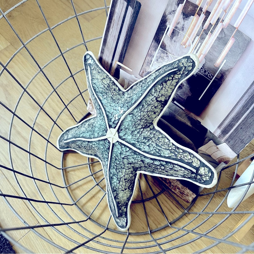 BOUTIQUE Crushed Sea Glass Starfish Mosaic Table, Wall — 11”d